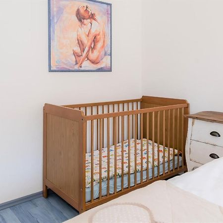 Darfati 4-Zimmer Wohnung Pliening Экстерьер фото